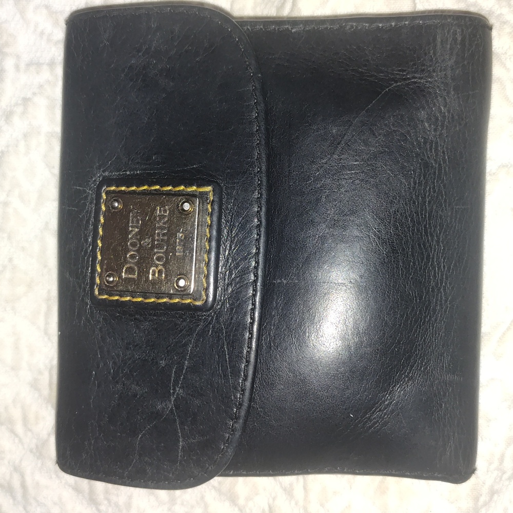 Dooney & Bourke ladies bi-fold wallet.